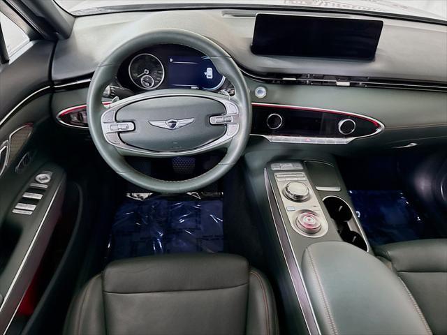 2022 Genesis Gv70 - $37,956