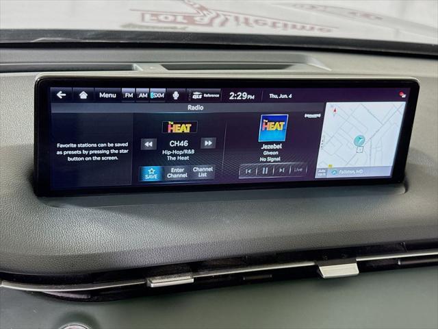 2022 Genesis Gv70 - $37,956