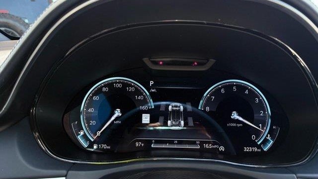 2023 Genesis GV70 2.5T Standard
