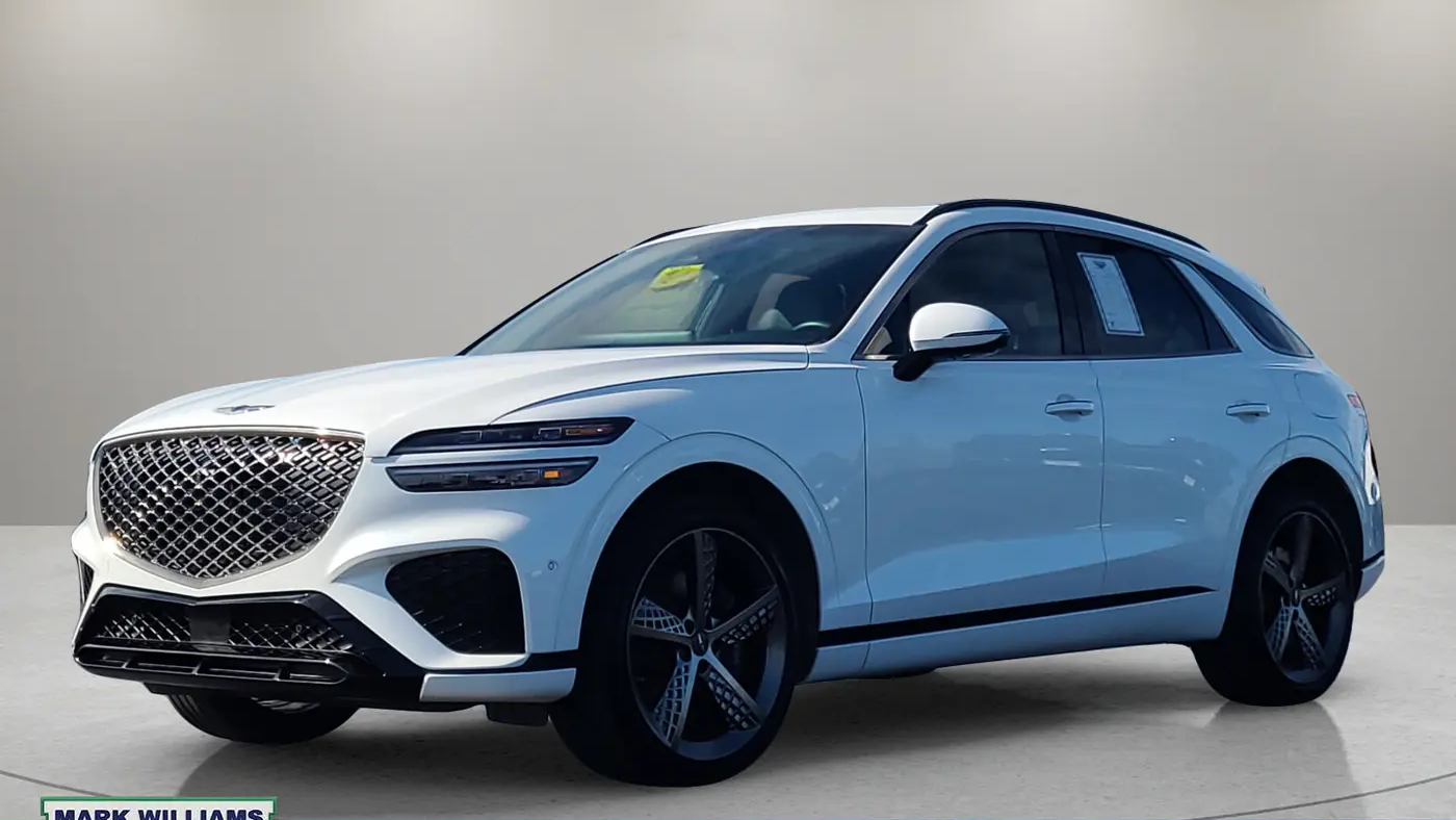 2023 Genesis GV70 2.5T Standard