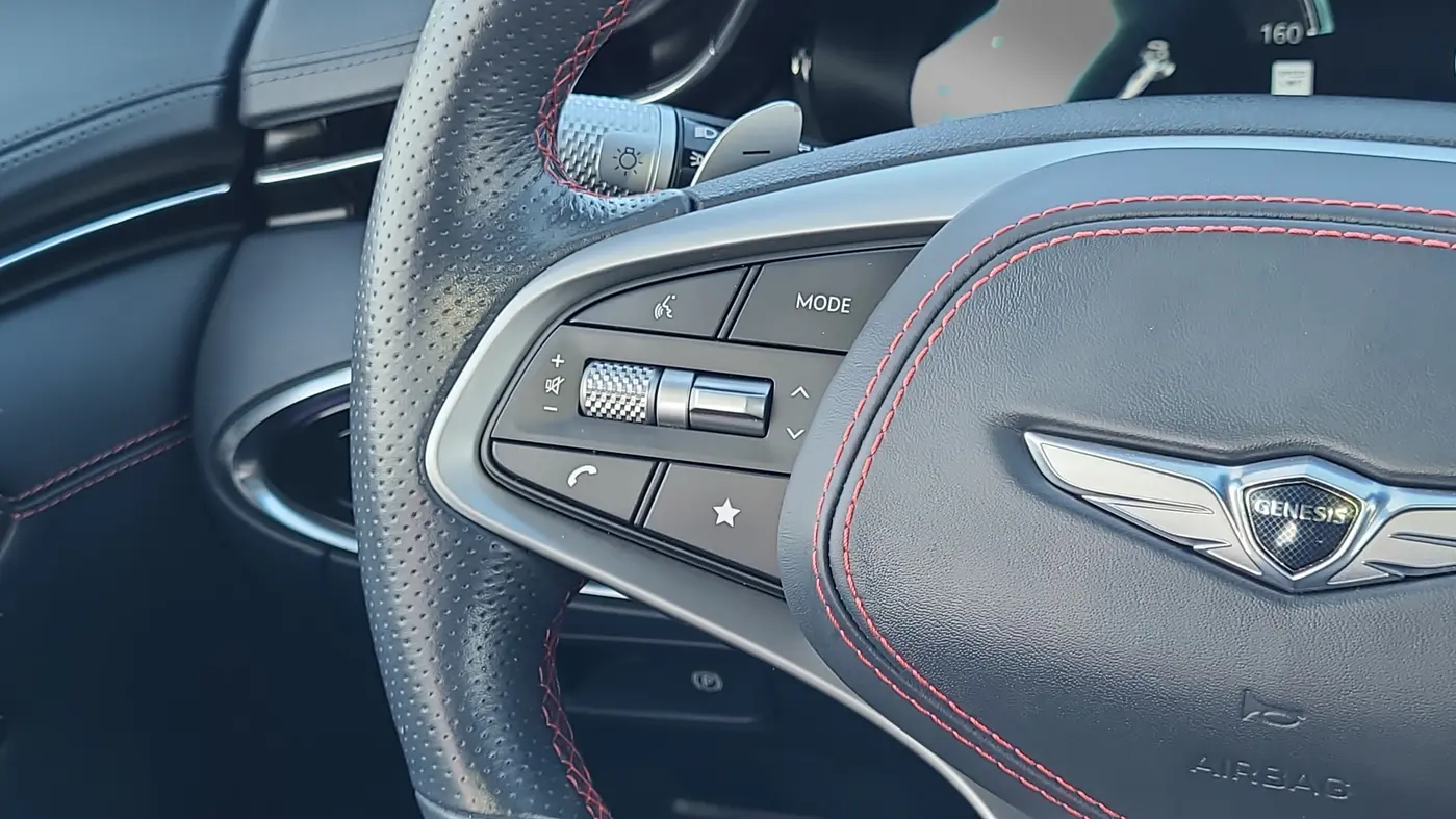 2023 Genesis GV70 2.5T Standard