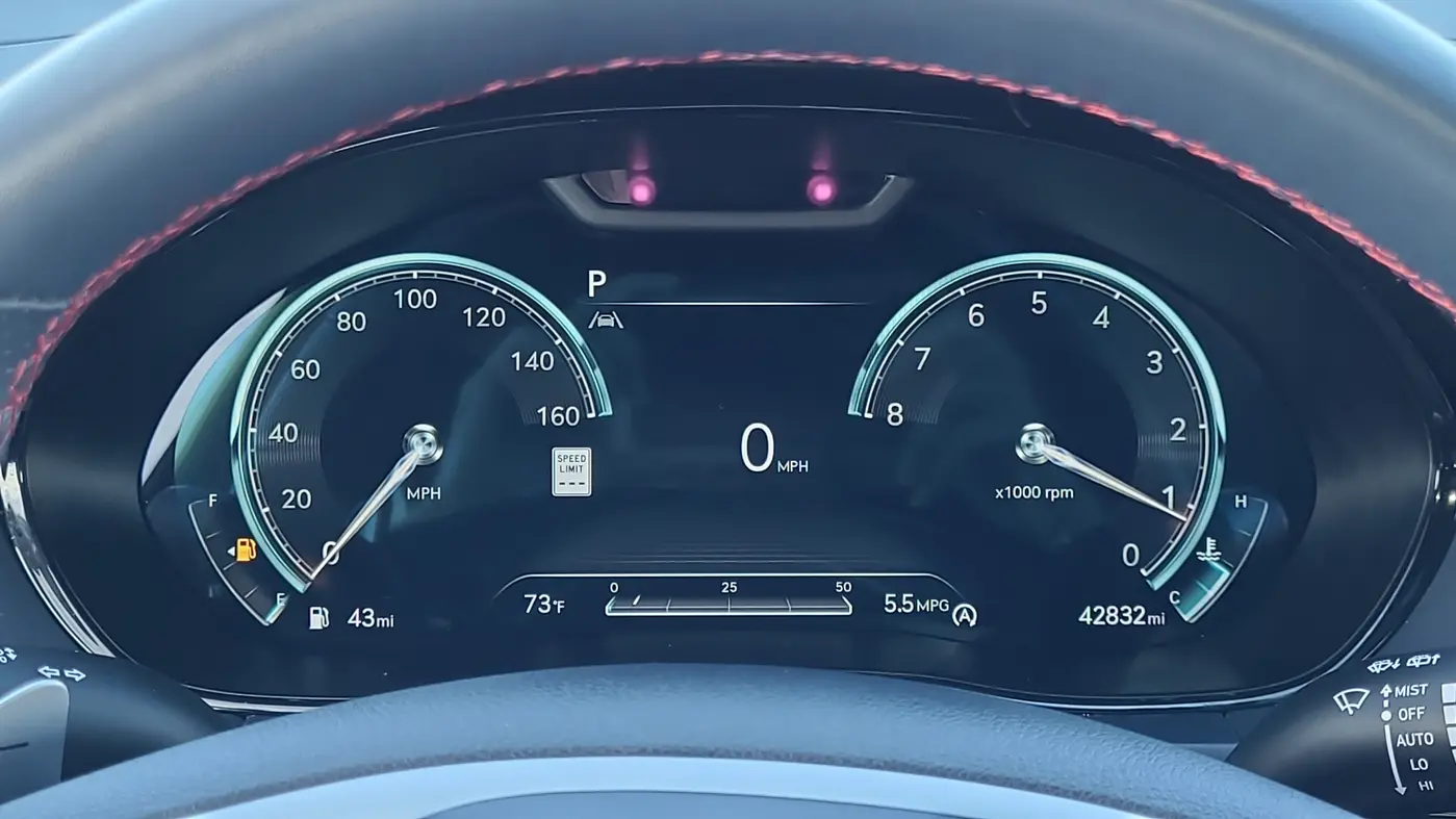 2023 Genesis GV70 2.5T Standard