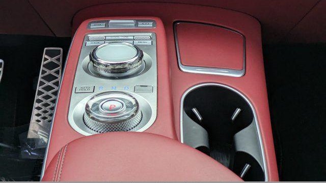 2023 Genesis GV70 2.5T Standard