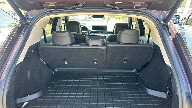 2023 Genesis GV70 2.5T Standard