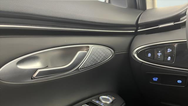 2025 Genesis GV70 2.5T Standard