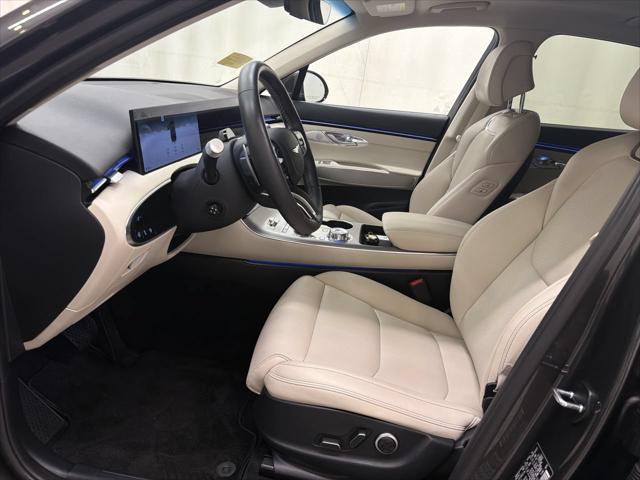 2026 Genesis Gv70 - $47,999