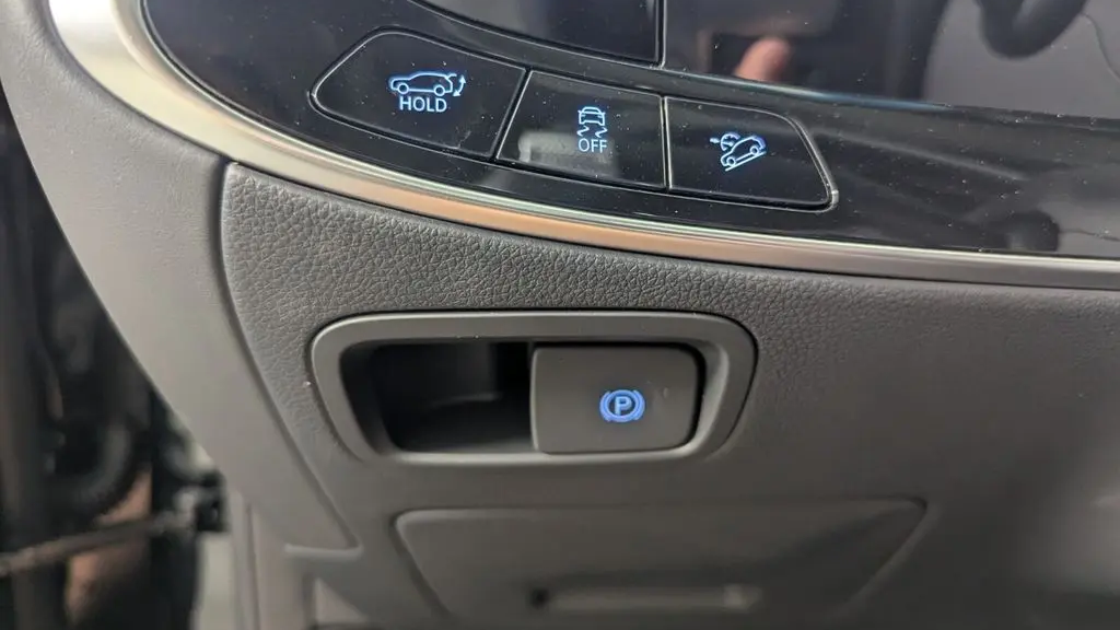 2026 Genesis GV70 2.5T Standard