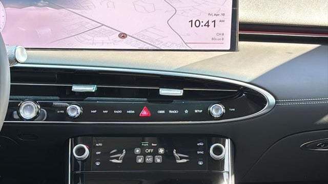 2026 Genesis GV70 2.5T Standard