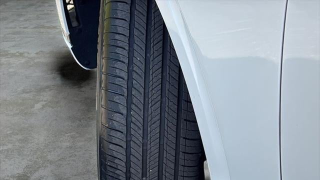 2026 Genesis GV70 2.5T Standard