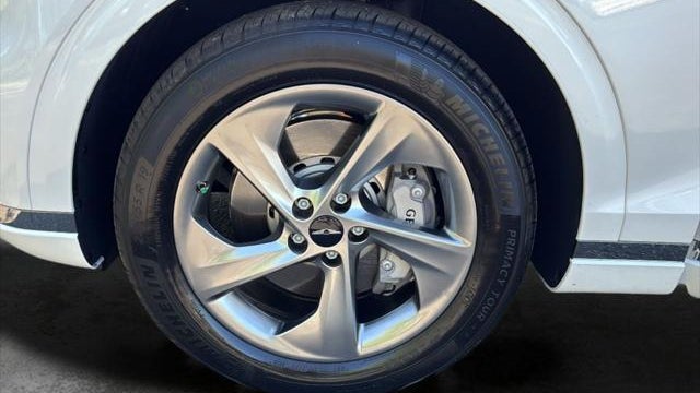 2026 Genesis GV70 2.5T Standard