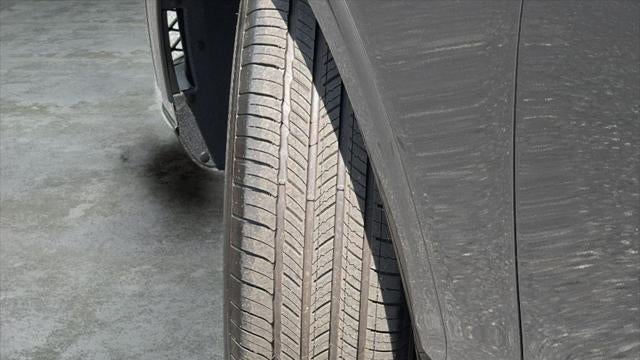 2026 Genesis GV70 2.5T Standard