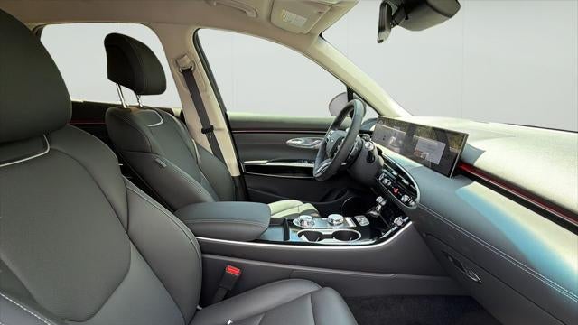2026 Genesis GV70 2.5T Standard