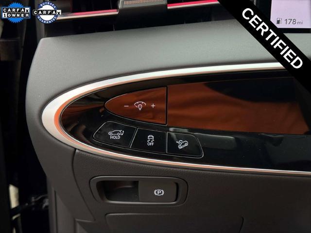 2026 Genesis Gv70 - $43,999