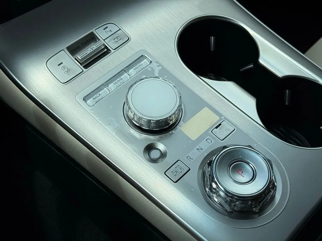 2026 Genesis Gv70 - $50,214