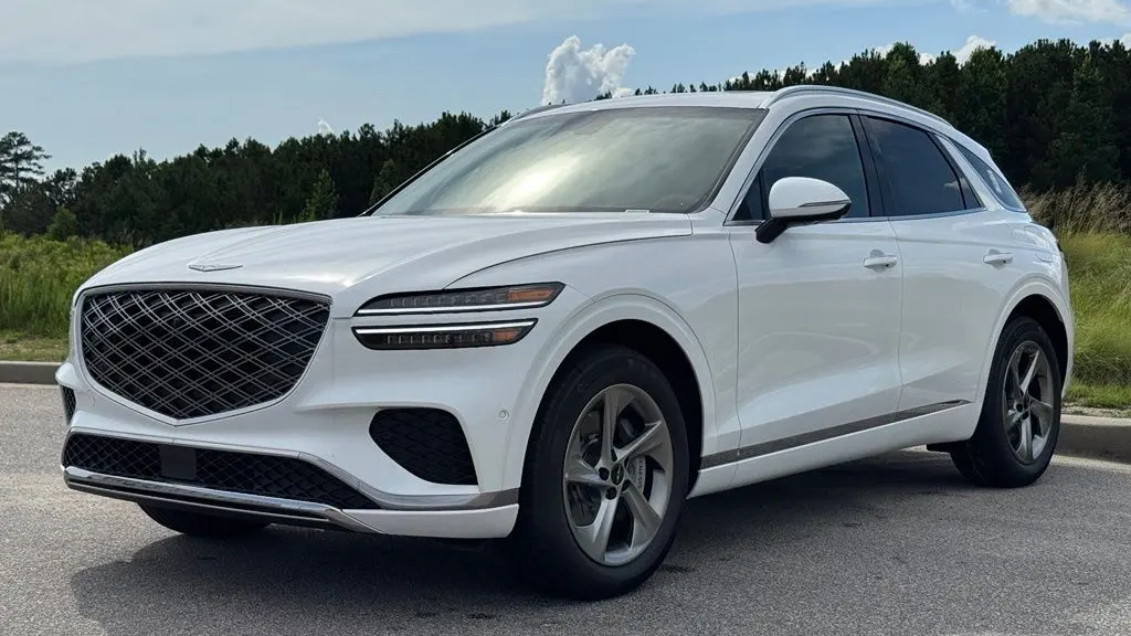 2026 Genesis GV70 2.5T Advanced