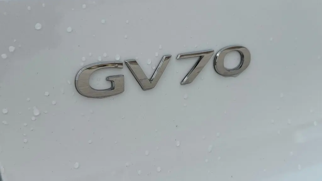 2026 Genesis GV70 2.5T Advanced