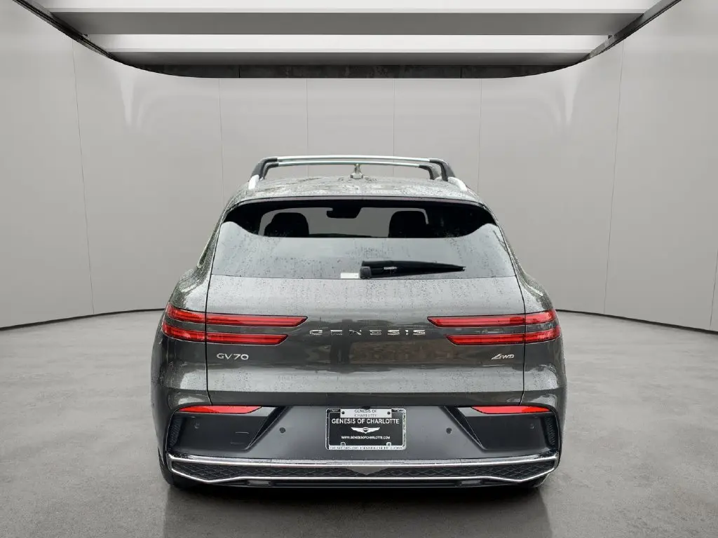 2026 Genesis Gv70 - $51,212