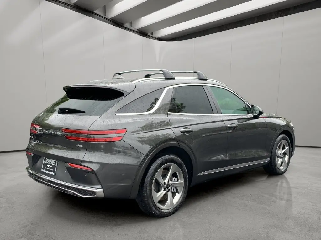 2026 Genesis Gv70 - $51,212