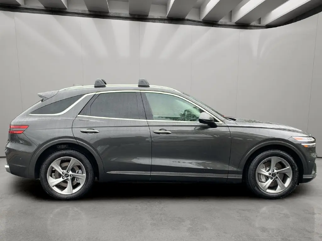 2026 Genesis Gv70 - $51,212