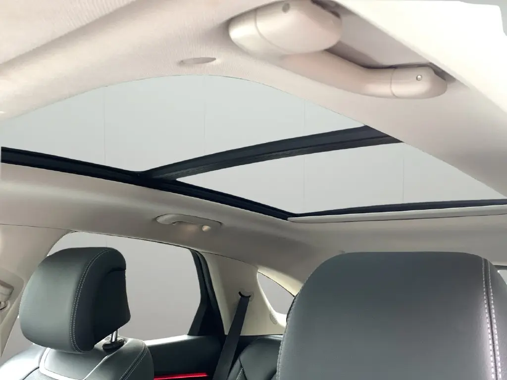 2026 Genesis Gv70 - $51,212