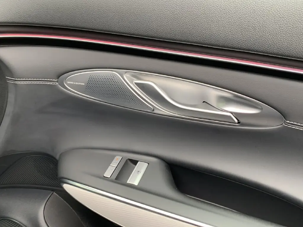 2026 Genesis Gv70 - $51,212