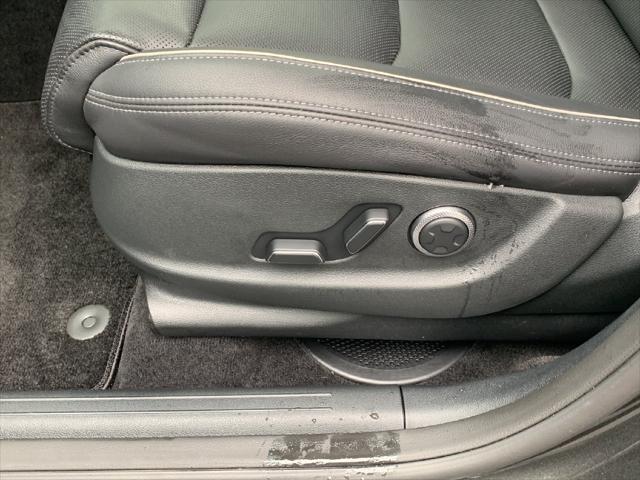 2026 Genesis Gv70 - $50,600