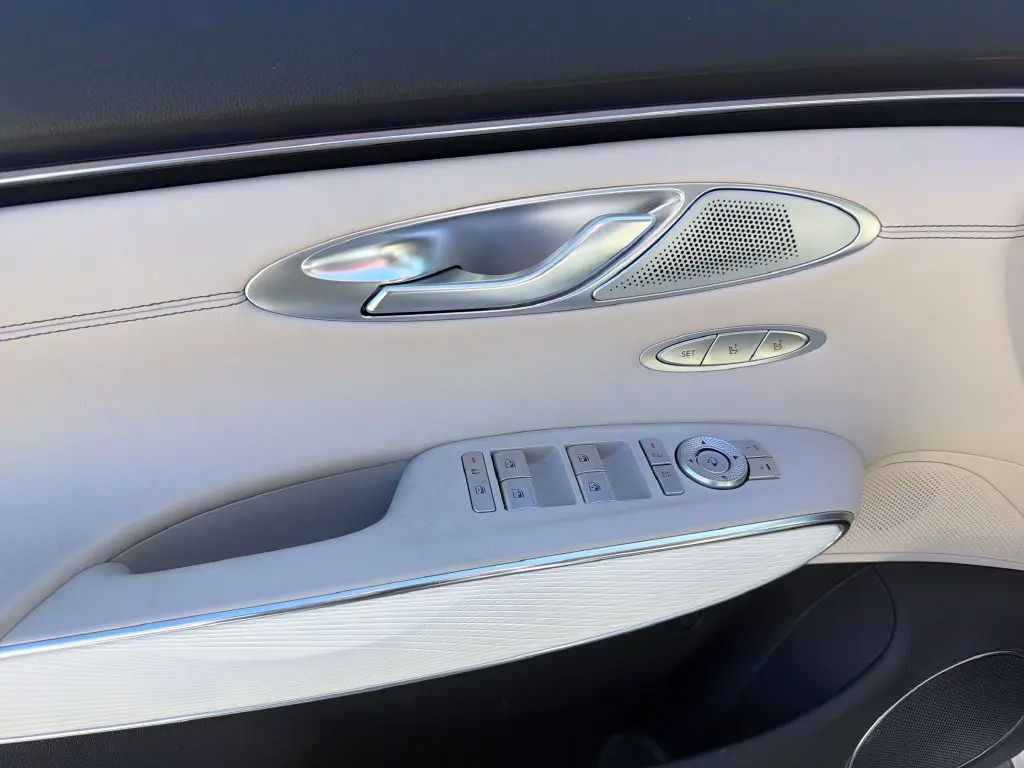 2026 Genesis Gv70 - $47,500