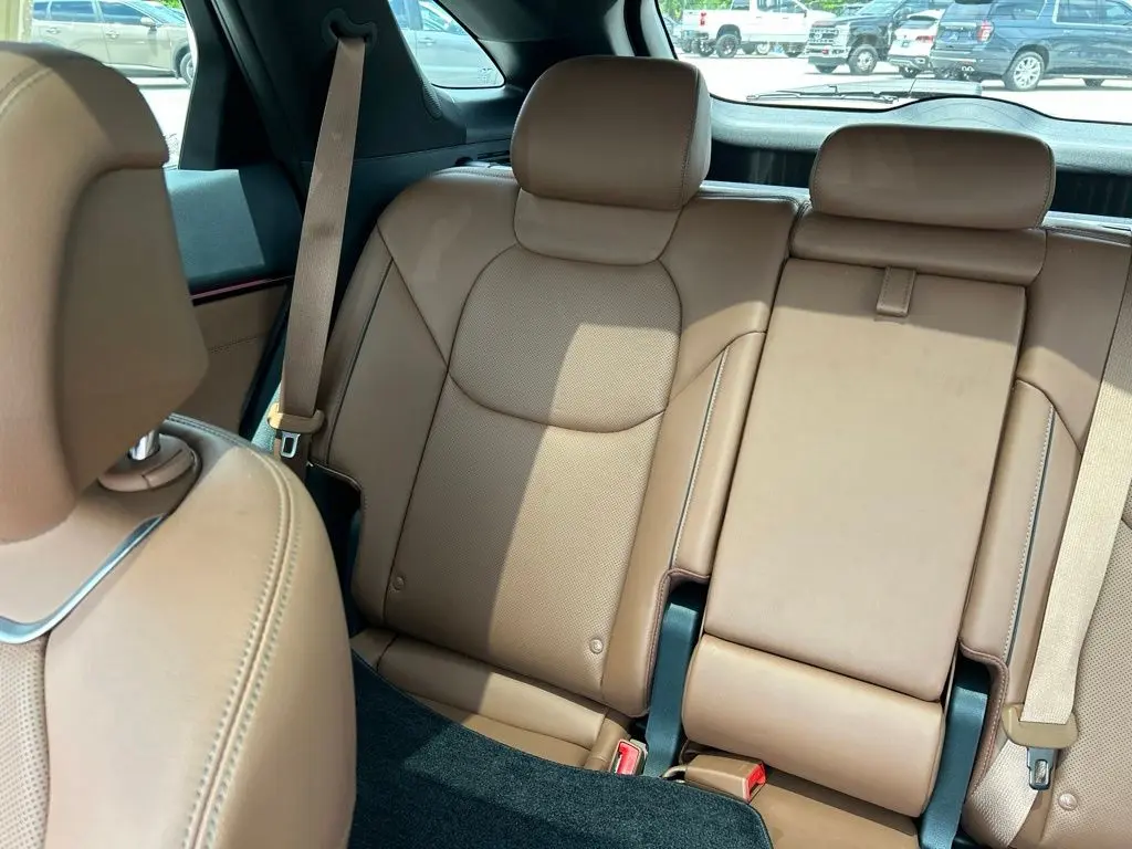 2026 Genesis Gv70 - $49,988