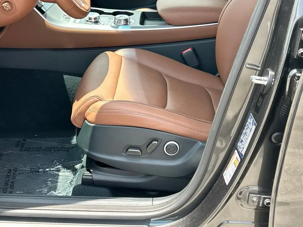 2026 Genesis Gv70 - $49,988