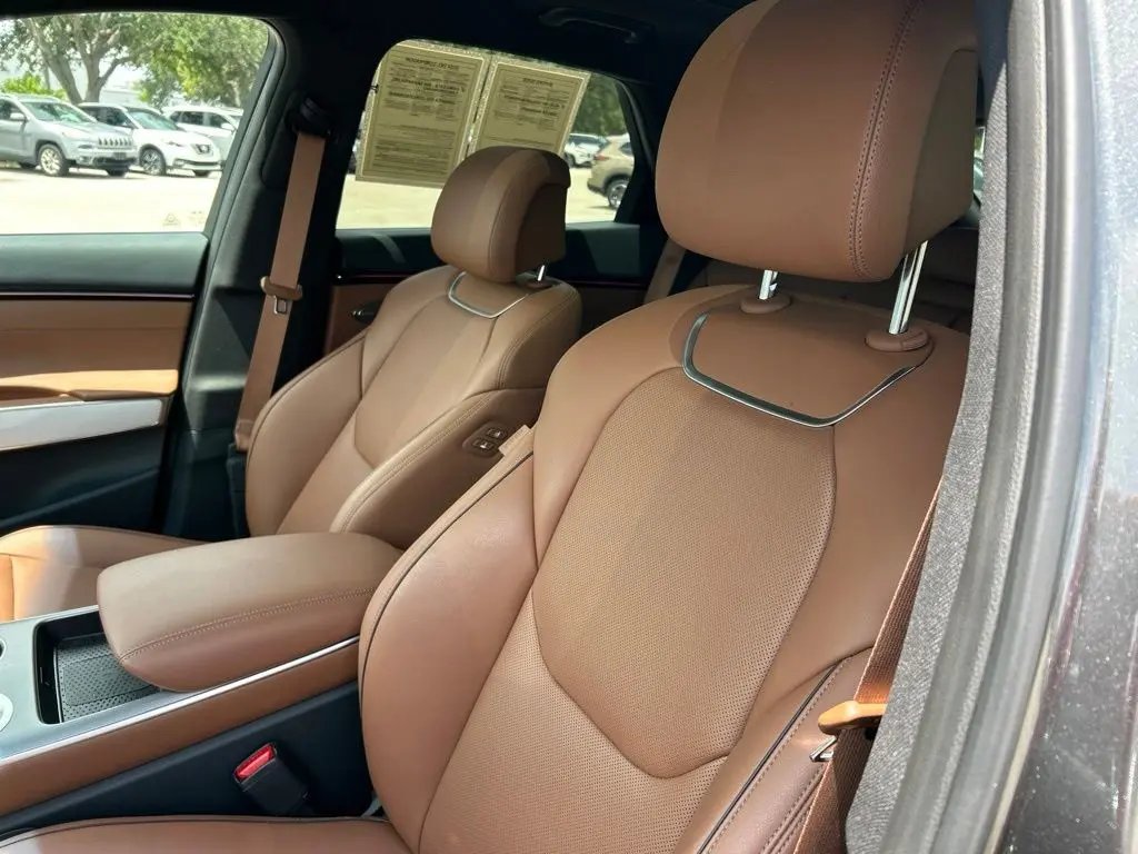 2026 Genesis Gv70 - $49,988