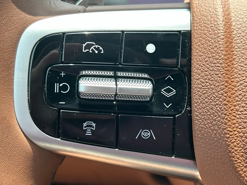 2026 Genesis Gv70 - $49,988