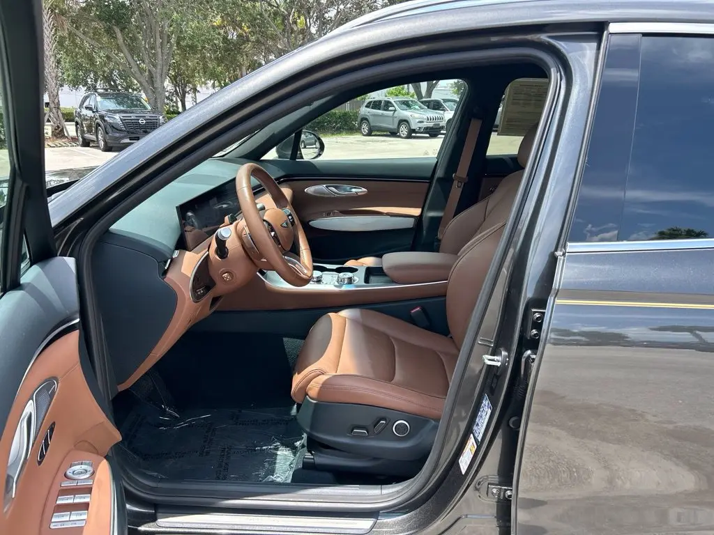2026 Genesis Gv70 - $47,298