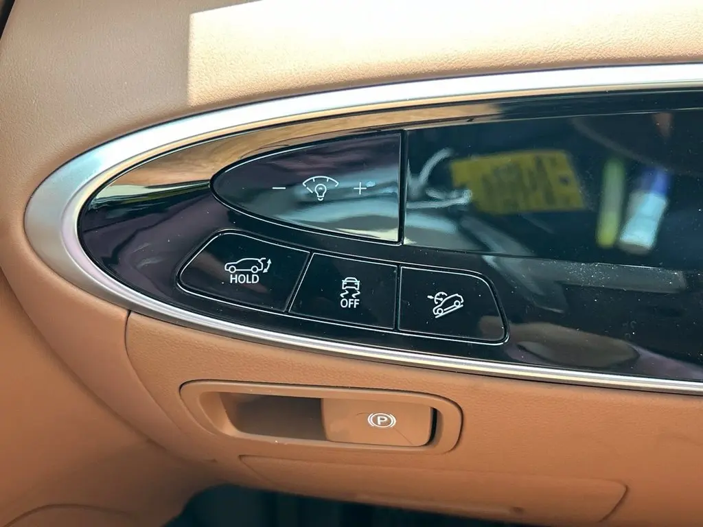 2026 Genesis Gv70 - $47,298