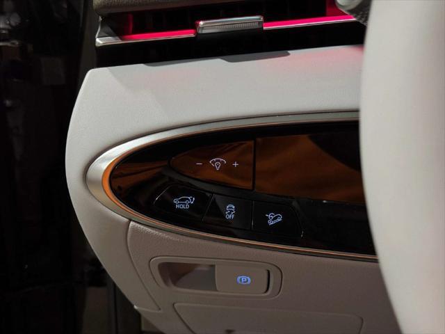 2026 Genesis Gv70 - $49,999