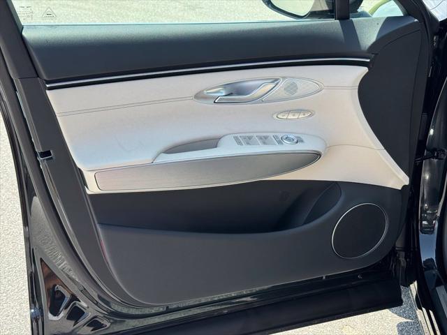 2027 Genesis Gv70 - $55,427