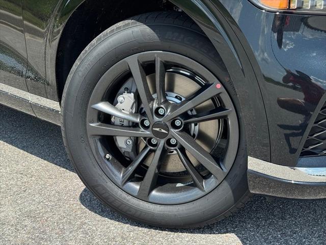 2027 Genesis Gv70 - $55,427