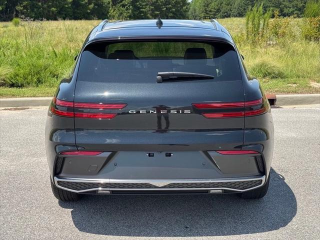 2027 Genesis Gv70 - $55,427