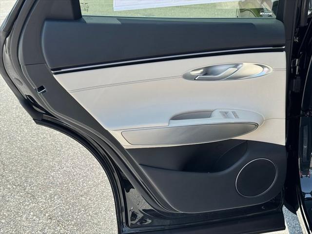 2027 Genesis Gv70 - $55,427