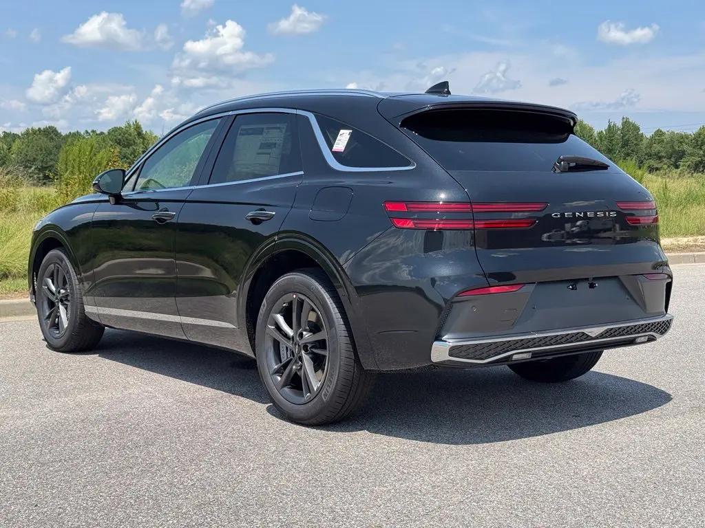 2027 Genesis Gv70 - $55,427