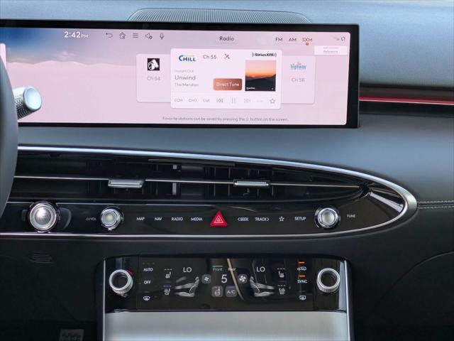 2027 Genesis Gv70 - $57,271