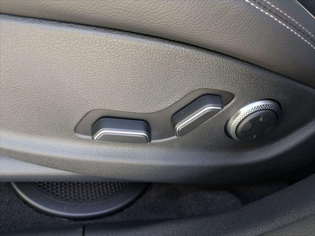 2027 Genesis Gv70 - $57,271