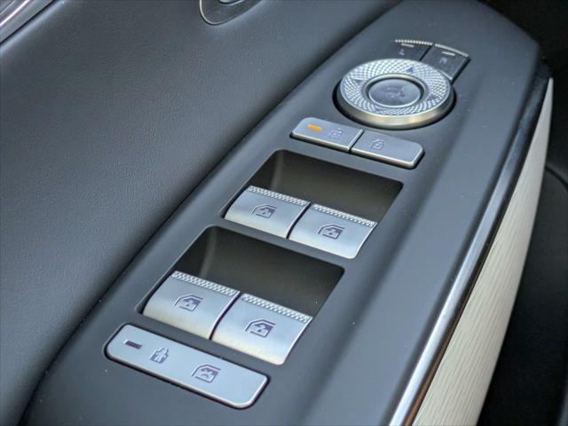 2027 Genesis Gv70 - $57,271