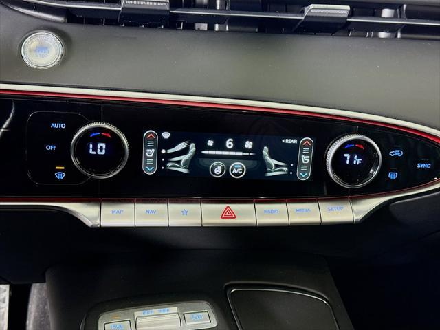 2023 Genesis Gv70 - $38,996