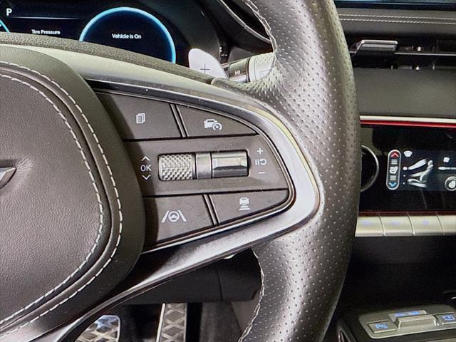2023 Genesis Gv70 - $38,996