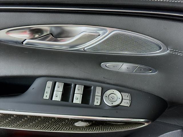 2023 Genesis Gv70 - $38,996