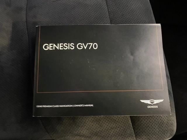 2022 Genesis Gv70 - $35,997