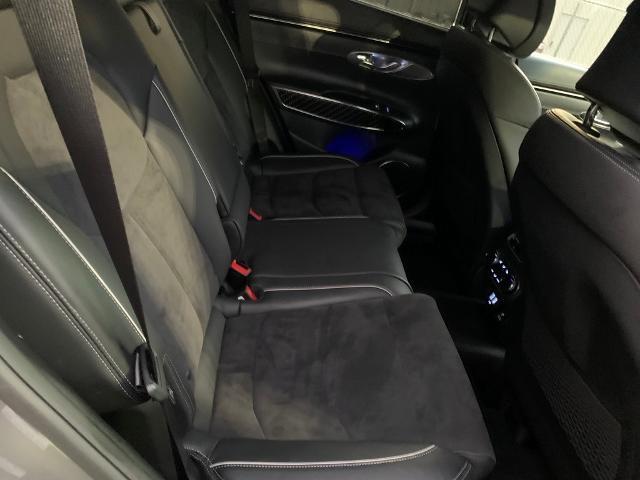 2022 Genesis Gv70 - $35,997