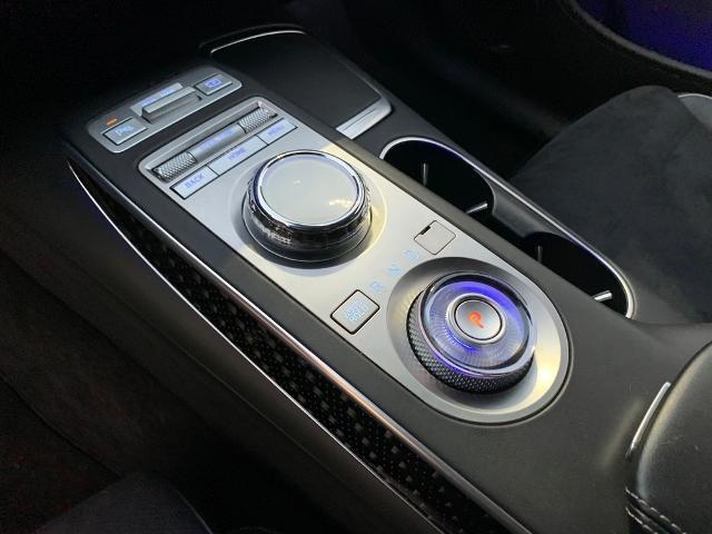 2022 Genesis Gv70 - $35,997