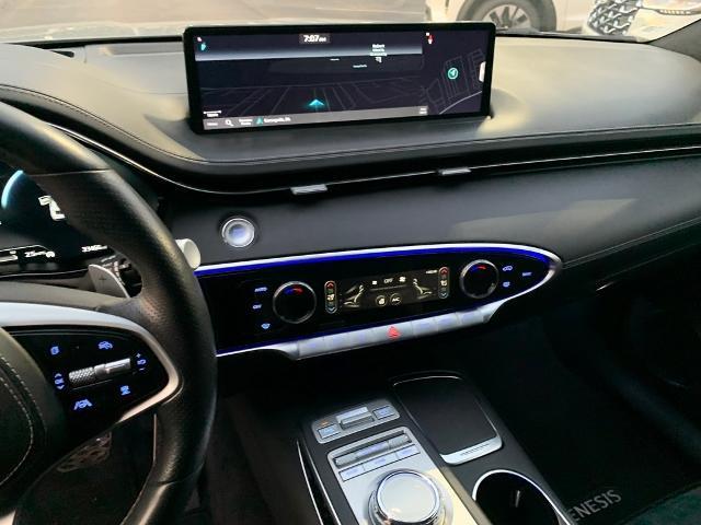 2022 Genesis Gv70 - $35,997