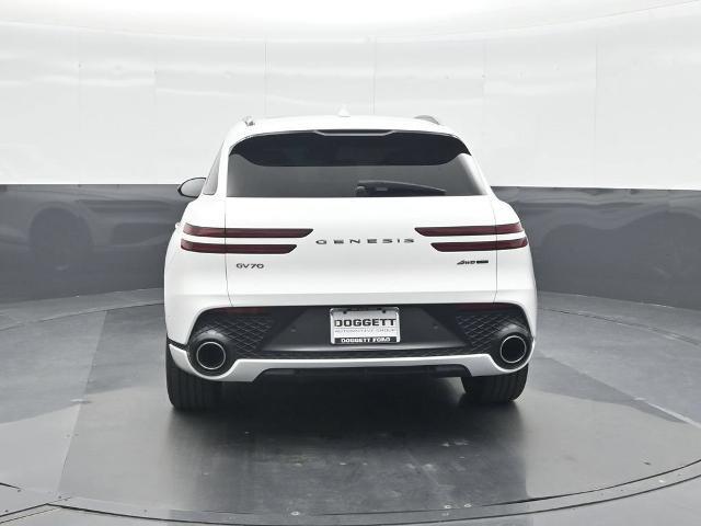 2022 Genesis Gv70 - $29,998